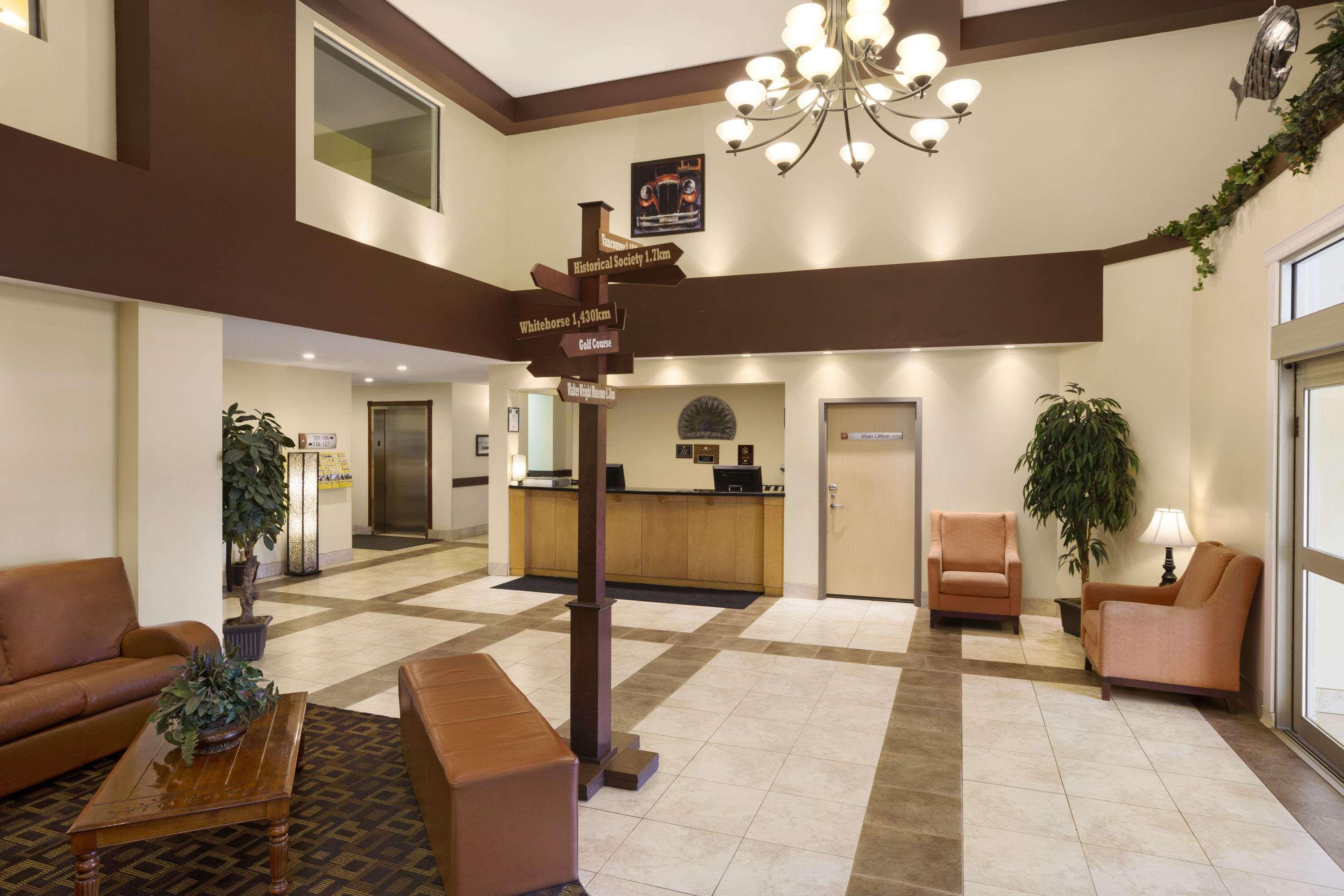 Days Inn By Wyndham Dawson Creek Buitenkant foto
